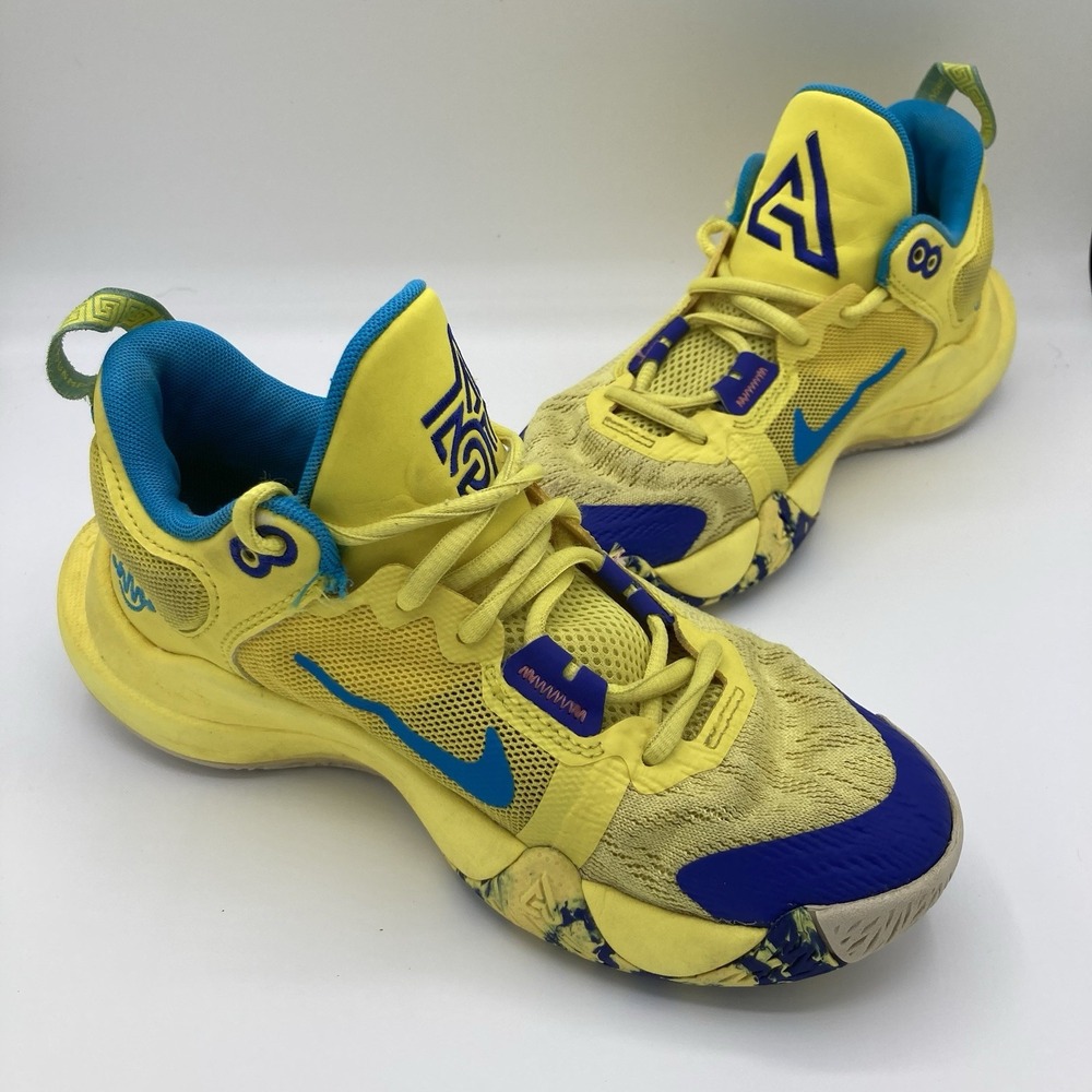 Nike Giannis Immortality 2 'Kaleidoscope' Yellow Sneakers Size 3.5Y DQ1943-700